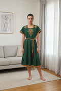 Robe moderne Kabyle aux Perlages et Galons Colorés – "Talsa"