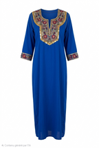 Robe moderne Kabyle aux Galons Colorés – "Silya"