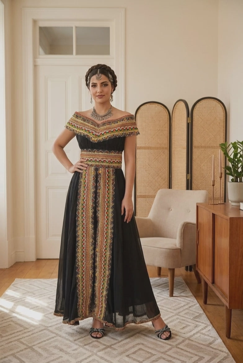 Robe Kabyle de Cérémonie à Col Brodé – Nawel